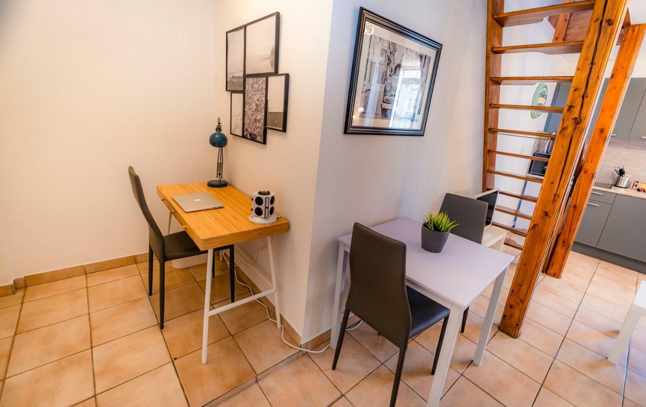 Duplex Dans Centre Ville Troyes Exterior foto